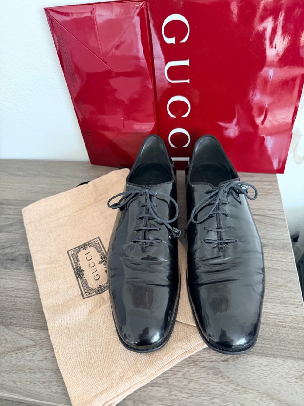 Gucci Black Patent Leather Lace-Up Oxford Dress Shoes